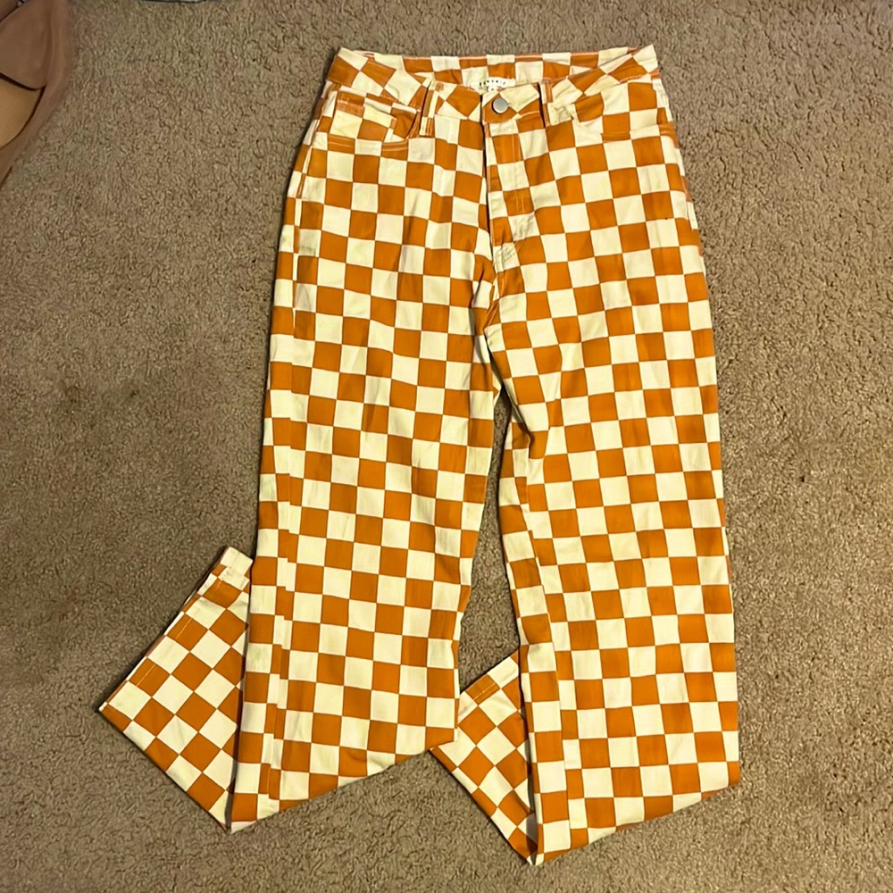 High waisted checkered pants (they stretch). Size medium.